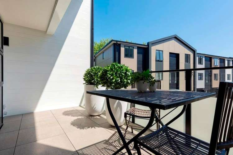 5/8 Dock Street Freemans Bay_4