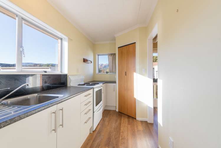 2/13 Gladstone Road Richmond_6