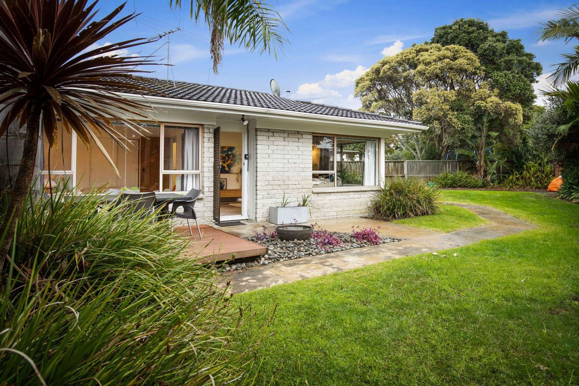 1/18 Montmere Avenue Te Atatu Peninsula_0