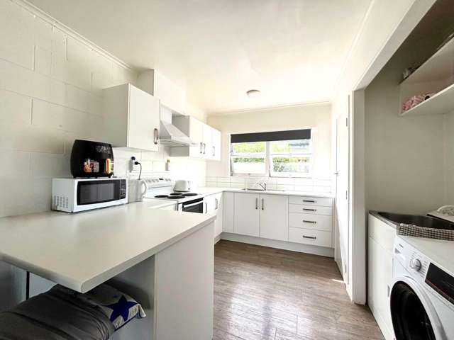 2/13 First Avenue Avenues_2