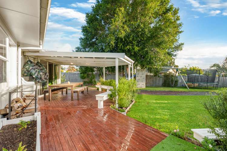 26 Fairdale Place Birkdale_1