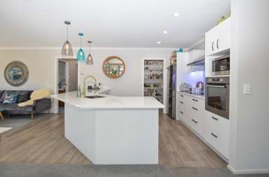 7 Hartley Avenue_4