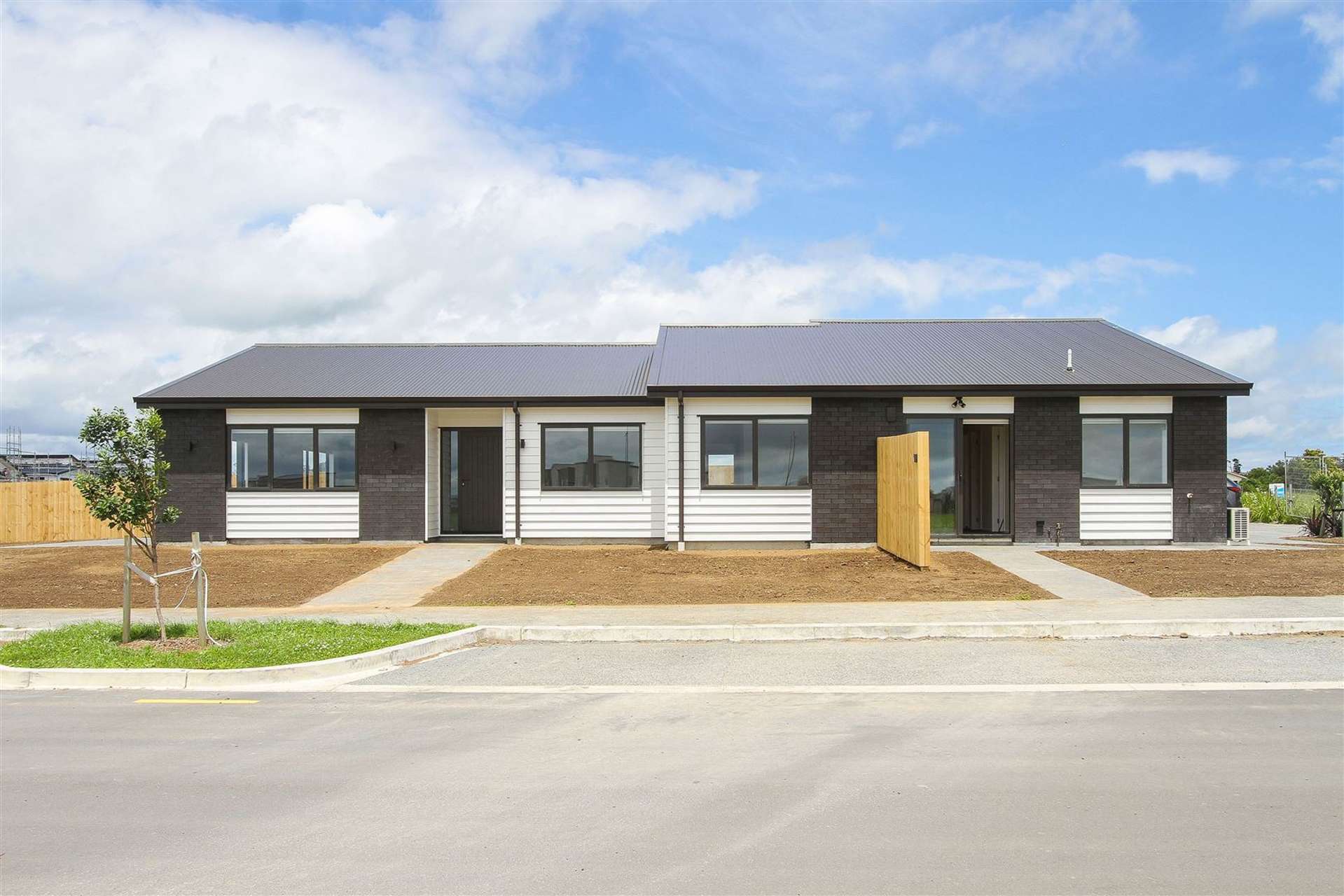 3 Korowhiti Road Clarks Beach_0