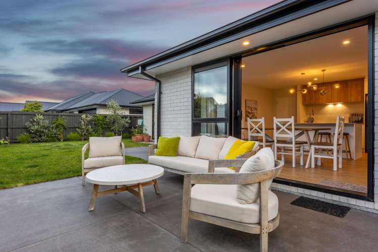 4 Selfe Crescent Marshland_12