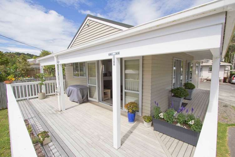 1/127 Atkinson Road Titirangi_2