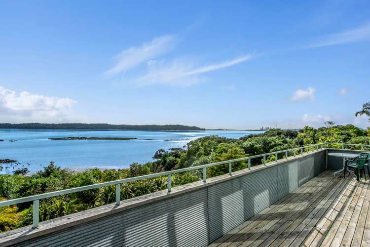 16 Spinnaker Drive Te Atatu Peninsula_4
