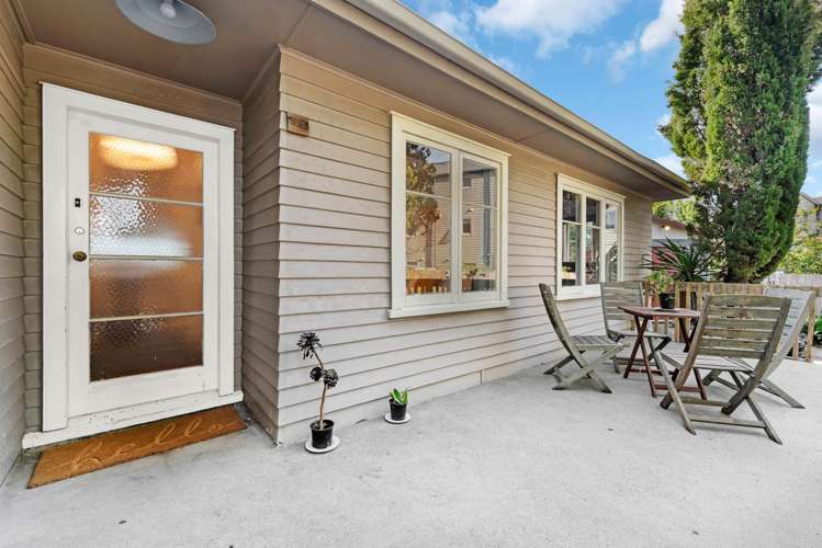 53 Henderson Valley Road Henderson_22