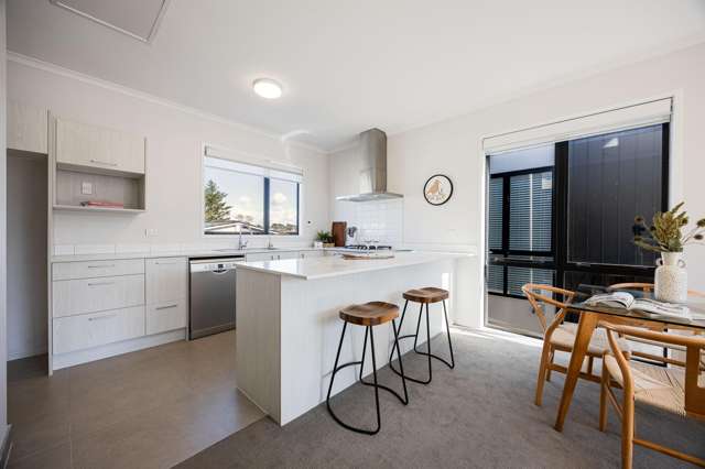 5 Awamarino Way Westgate_3