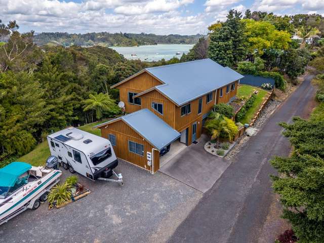 Elevated Privacy and Sunlit Living - Your Opua Sanctuary Awaits