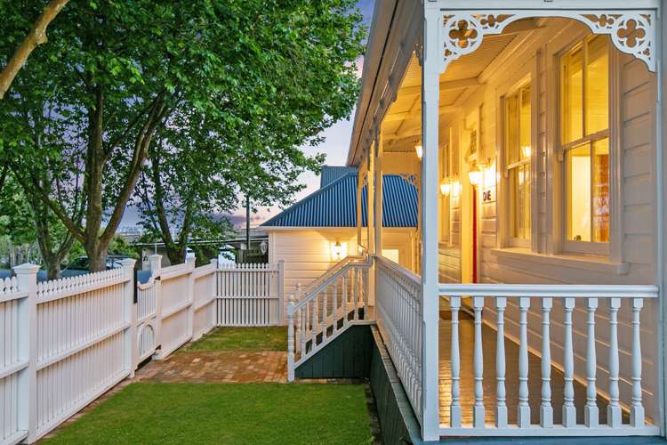 1 Alma Street Northcote Point_9