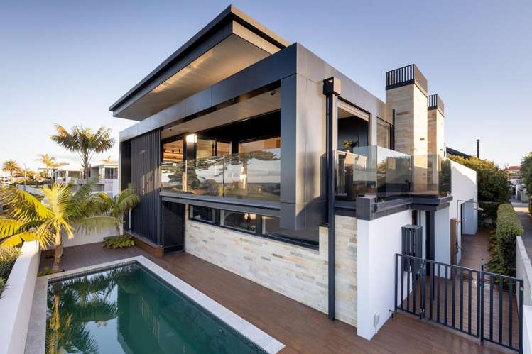 87 Marine Parade Mount Maunganui_1