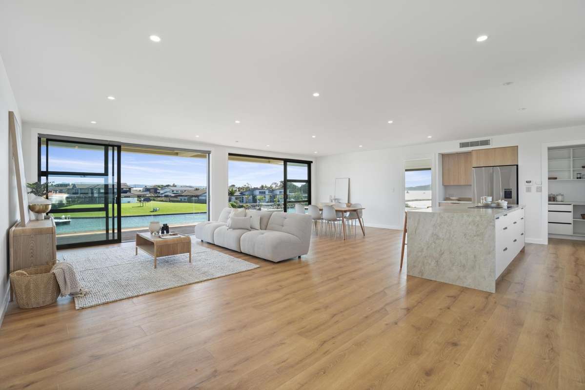 21 Fred Carr Place_1