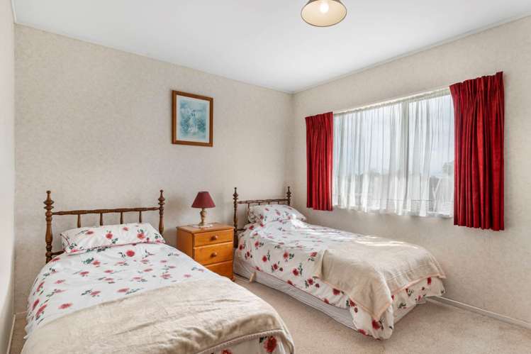 17 Parramatta Place Botany Downs_14