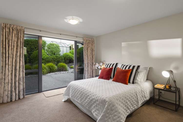 660 Peninsula Road Kelvin Heights_13