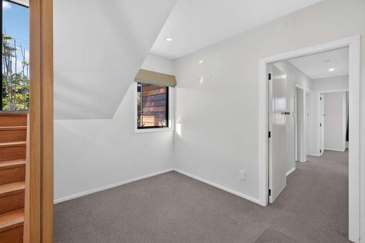 114 Rocking Horse Road Southshore_14