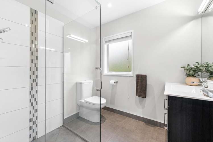 106 Solan Drive Waimauku_24