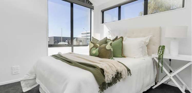 2/27 Harewood Road Papanui_7