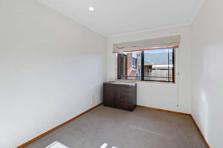 13 Reynolds Drive Glenview_12