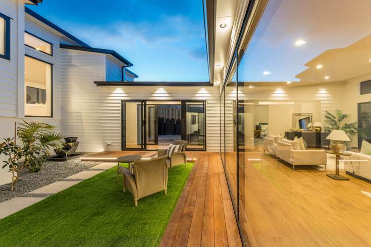 18 & 18a Katote Avenue Swanson_14