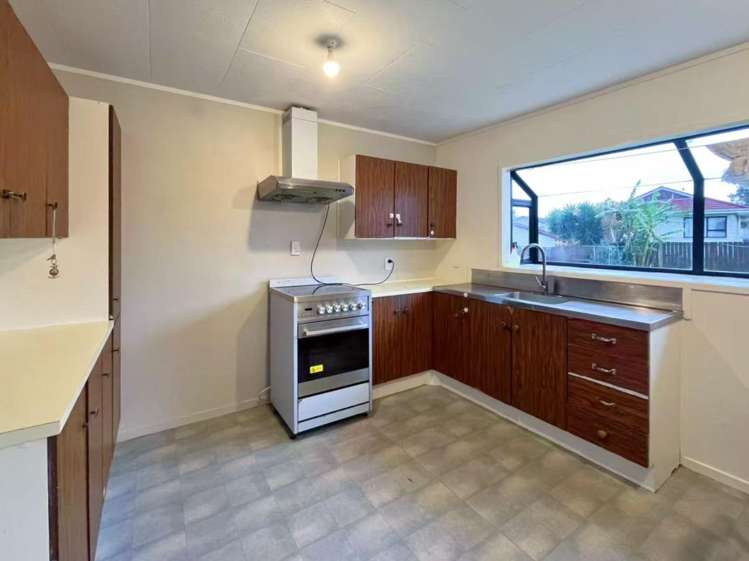 3 Rukumoana Place Clendon Park_6