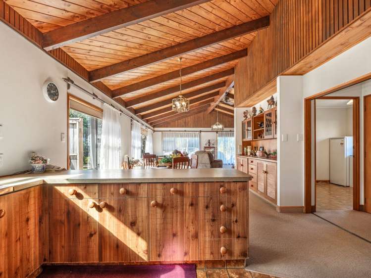 242 Baylys Coast Road Dargaville_6