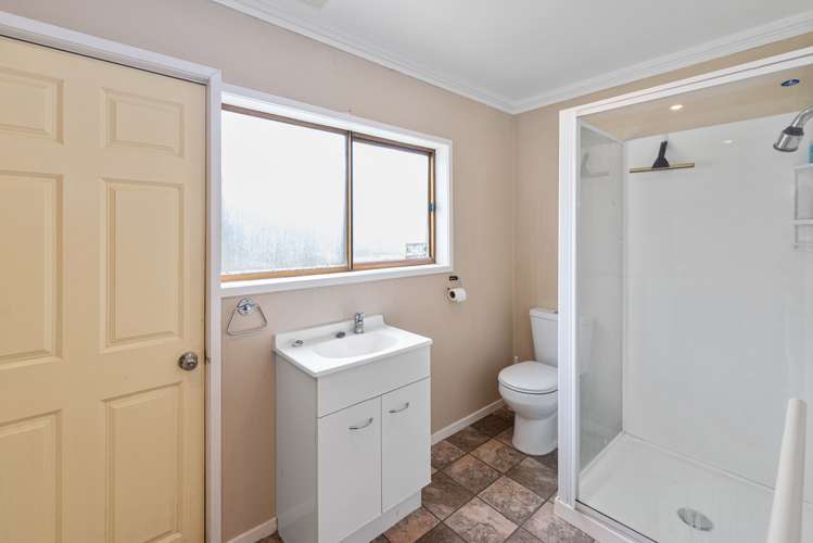 7 Pakira Avenue Glendene_2