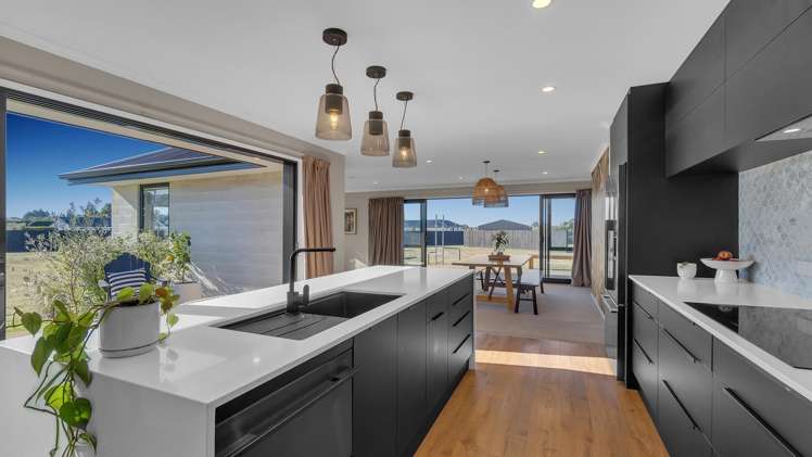 14 Braeburn Crescent Swannanoa_8