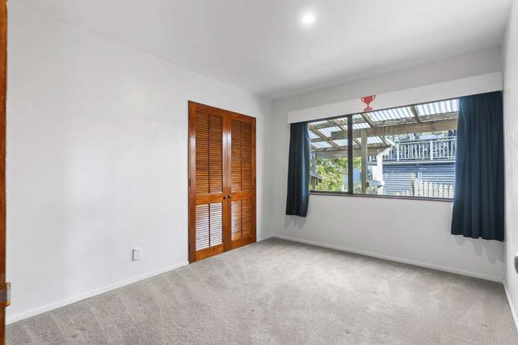 48 McEntee Road Waitakere_16