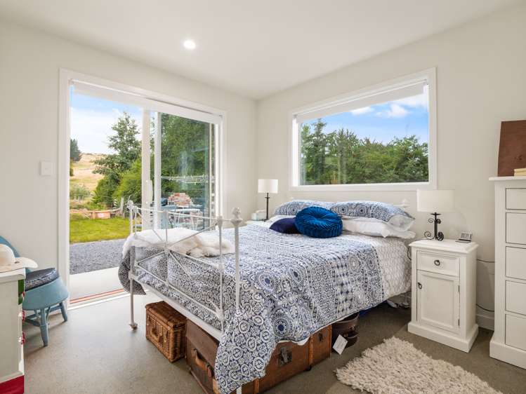 26 Irvine Street Lawrence_17