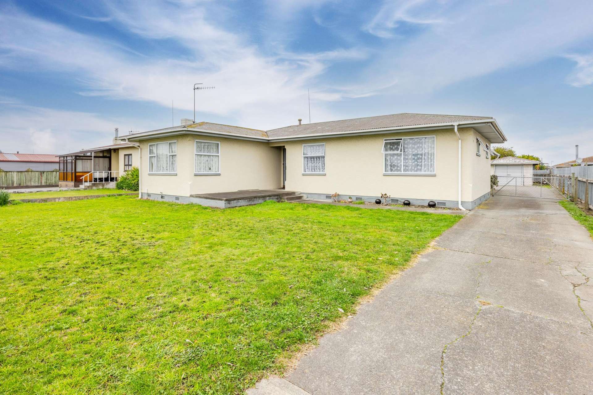 83 Taradale Road Onekawa_0