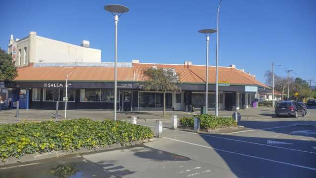 Ground Floor With Corner Profile