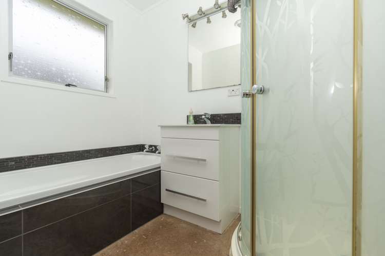 403 Kahikatea Drive Dinsdale_11