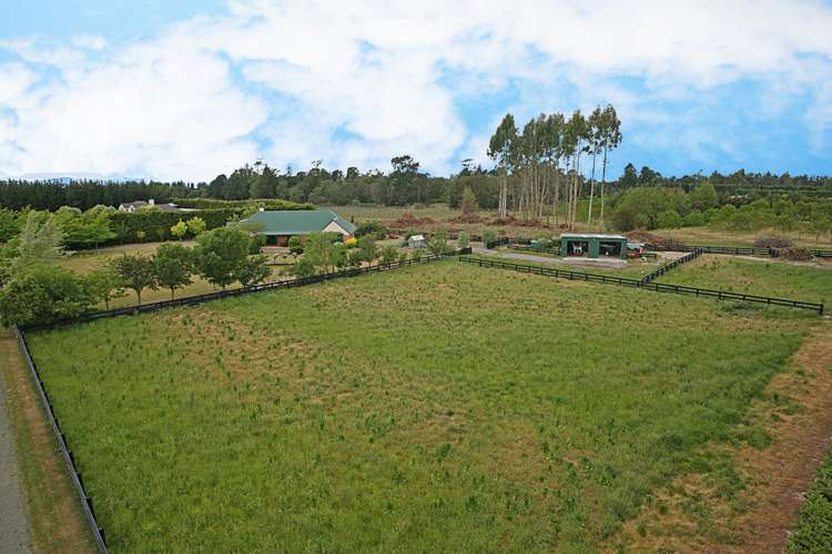 2/135 Johnson Road West Melton_27