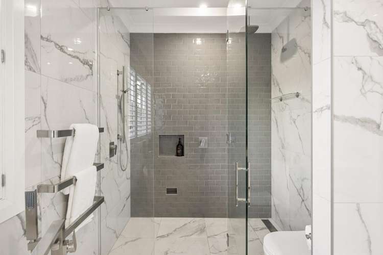 43 Thirteenth Avenue Avenues_14