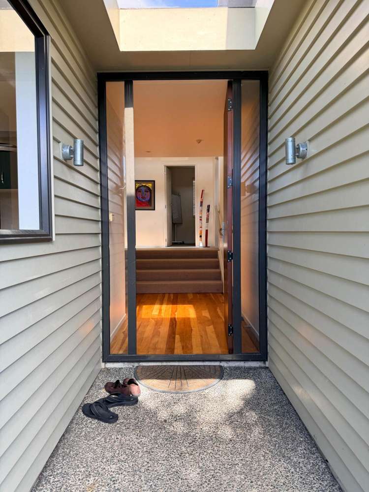 23 Sunkist Bay Road Beachlands_12
