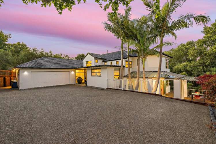 5 Oakford Park Crescent Greenhithe_1