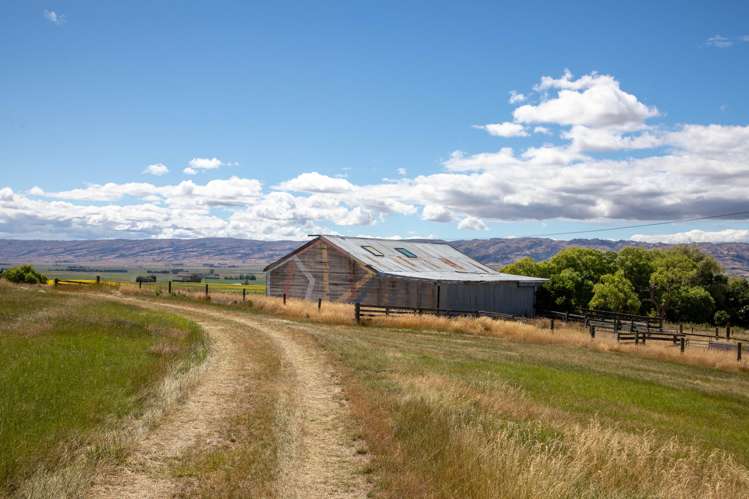 135 McIntosh Road Omakau_24