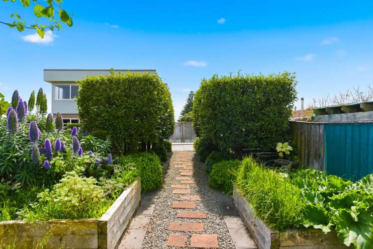 43 Manuka Street Otaki Beach_25