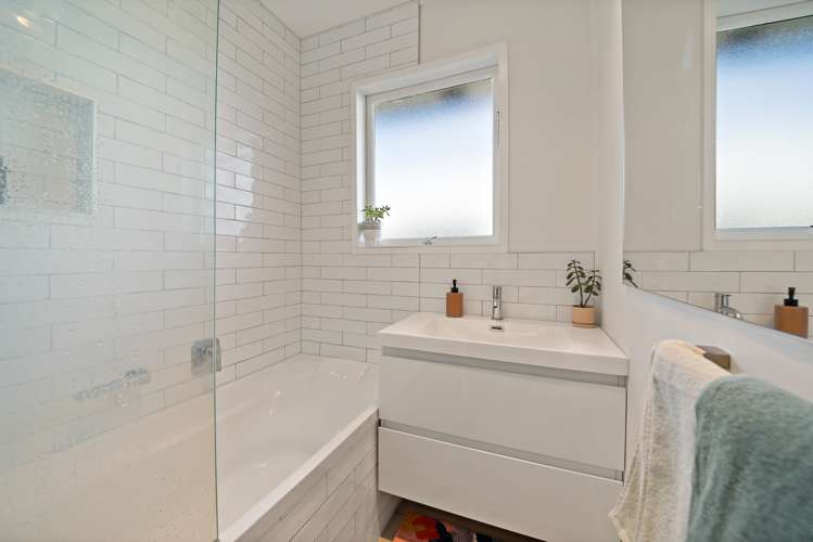 1/15 Lynette Place Mangere_6