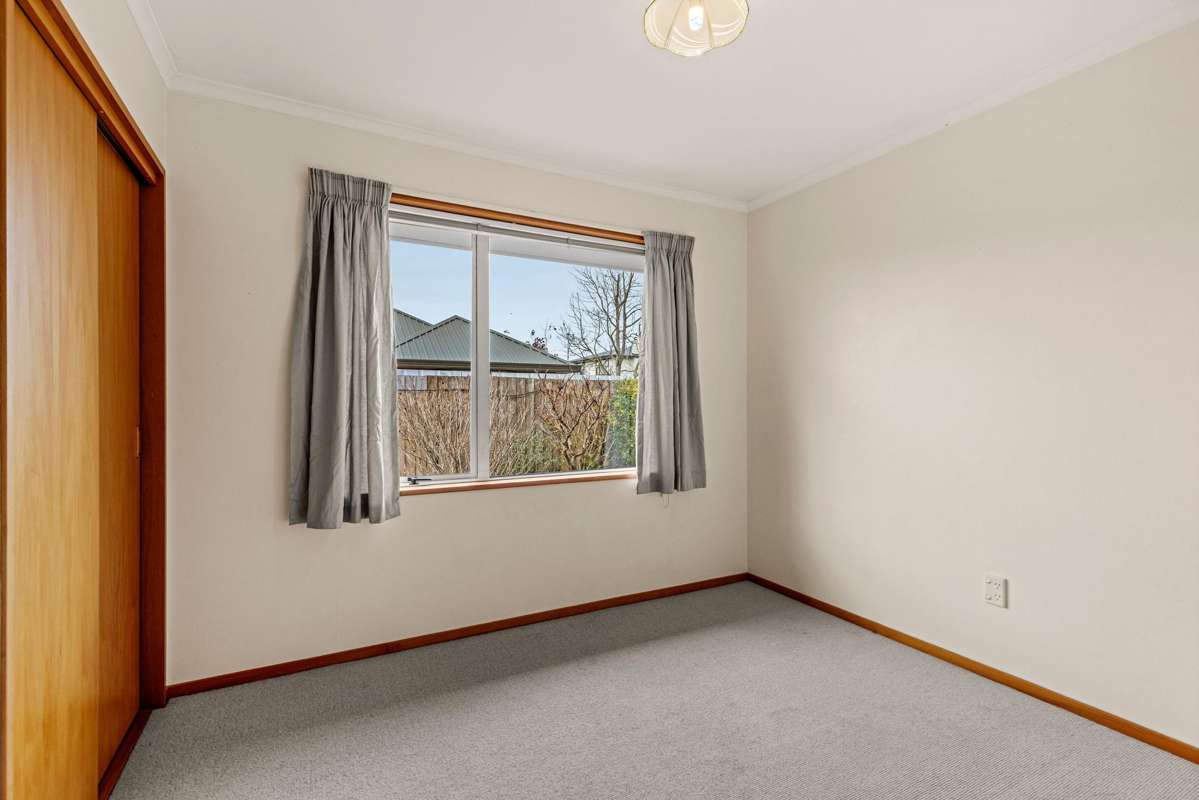 8B Hinton Place_1