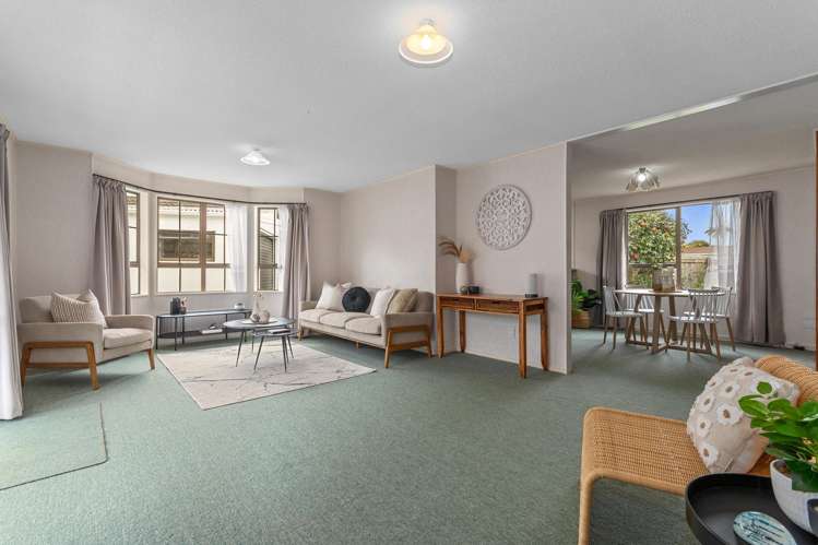 12 Carr street Te Kamo_12