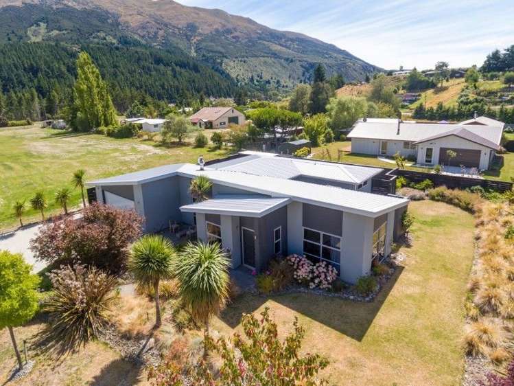 11 Hewson Crescent Lake Hawea_19