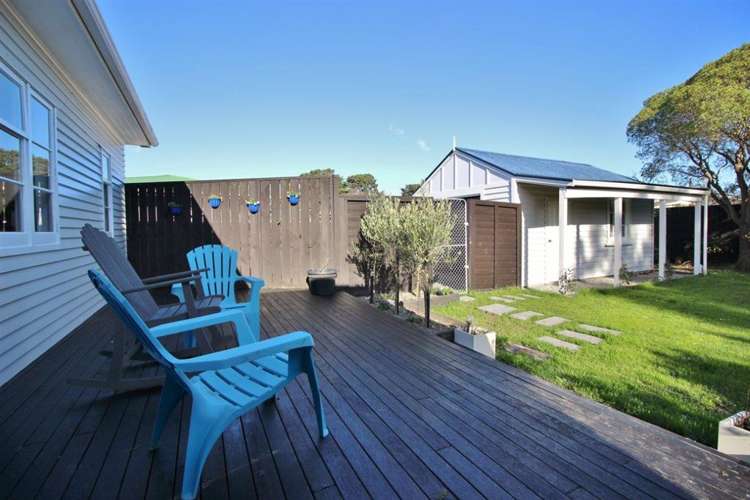 17 Hardie Grove Featherston_11