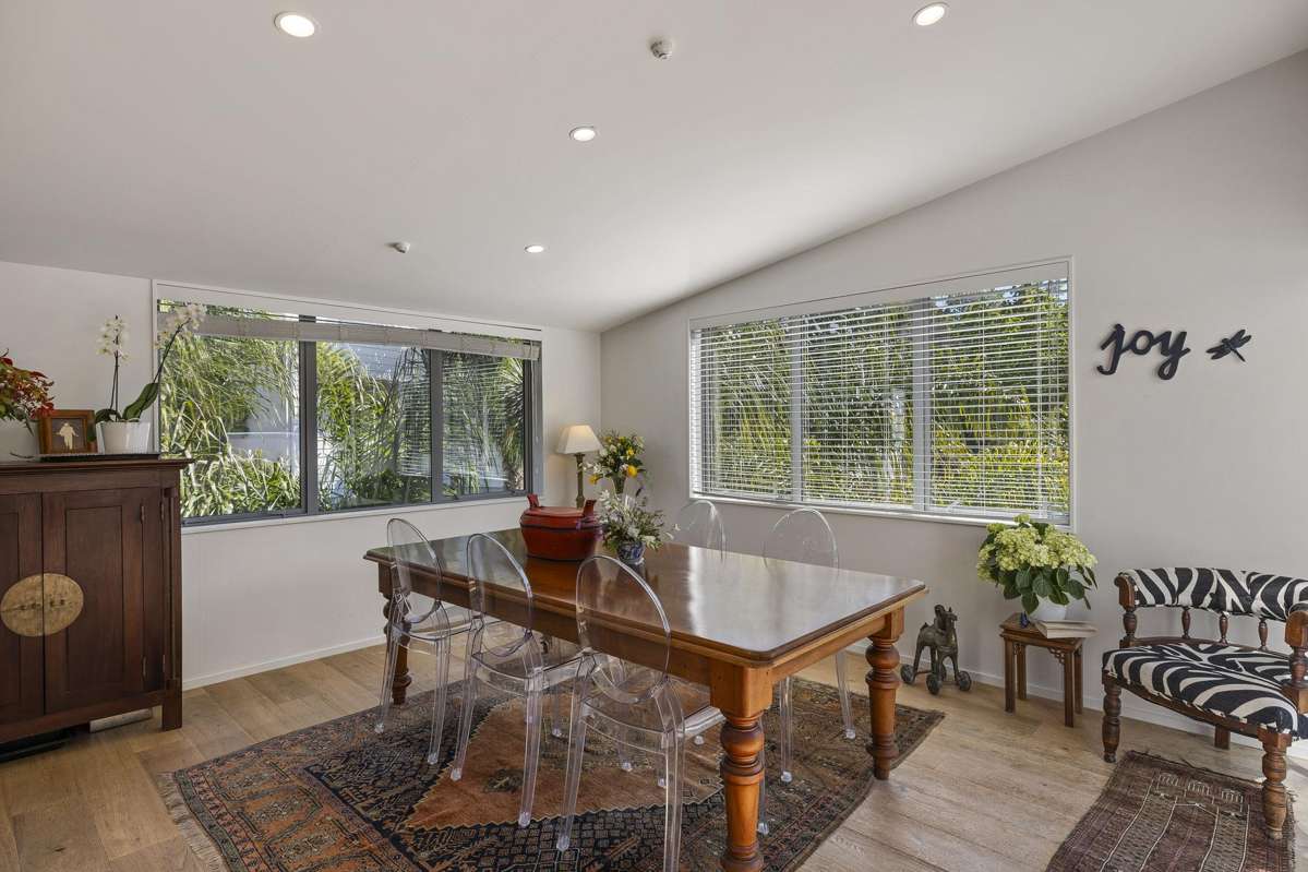 4/30C Kempthorne Crescent_1