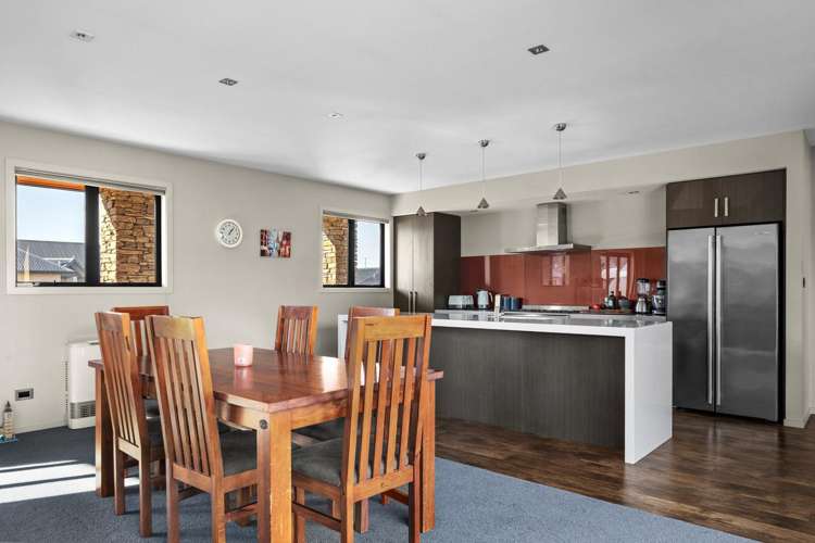 10 Elizabeth Place_1