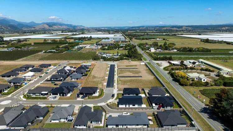 25 Ambrosia Street The Meadows_3