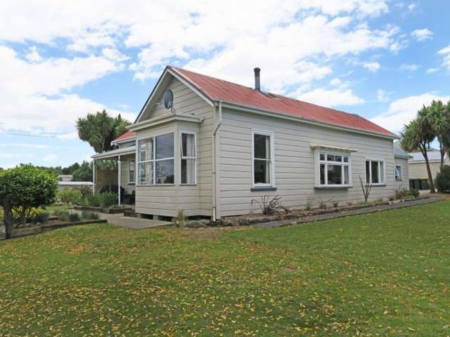 1 Wyre Street Kaitangata_2