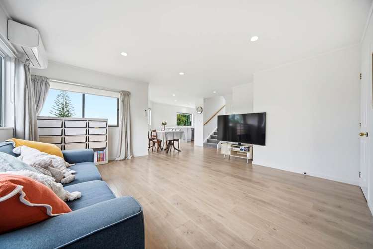 2/6 Mossop Rise Glenfield_3