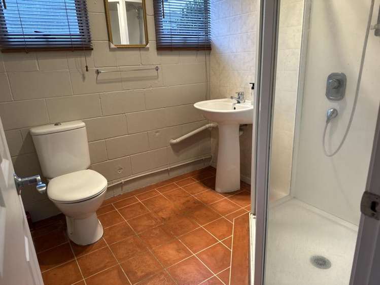 13 Moor Avenue Te Atatu Peninsula_11