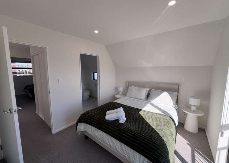 4/22 Crohane Place Addington_14